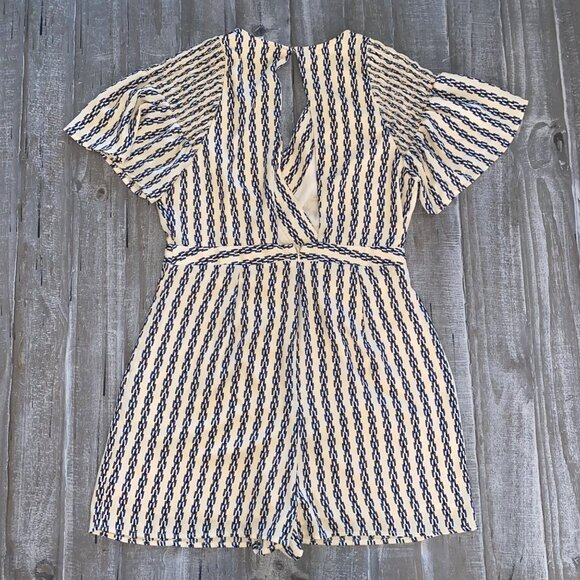 Collective Concepts Romper Womens Medium Beige Blue V-Neck Short Sleeve Pleated - Picture 7 of 8